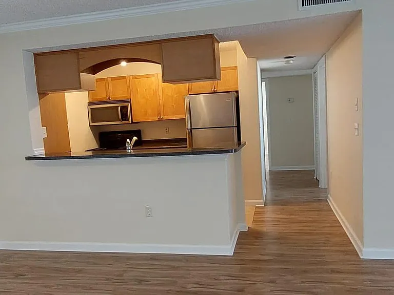 2500 Winding Creek Blvd #E201 — Photo 2