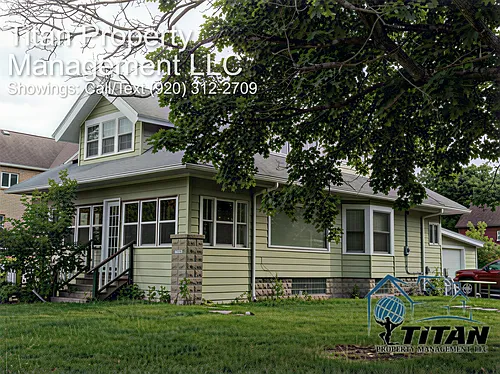 112 Milwaukee St Photo 1