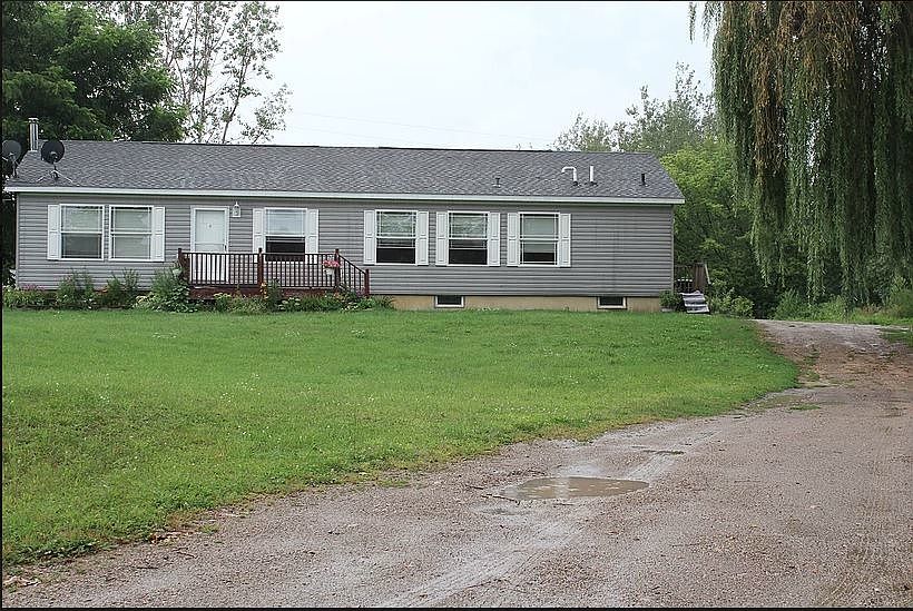 2nd image of 11533 Owosso Rd