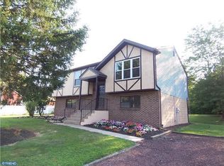 3 Lynlee Pl, Hammonton, NJ 08037