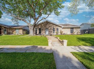 5902 Mark Ln, Rowlett, TX 75089