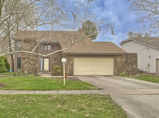 2111 Georgetown Cir, Champaign, IL 61821