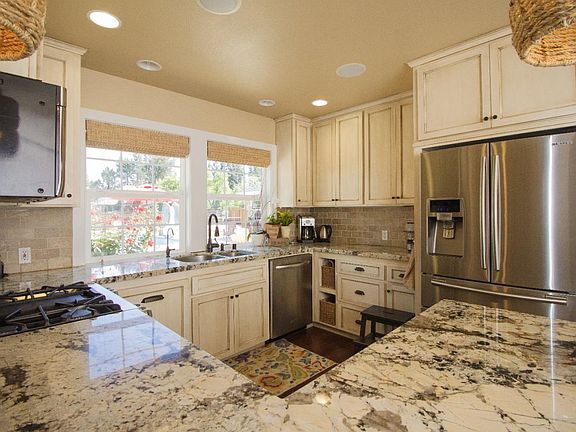 4th image of 14680 Stonebridge Dr