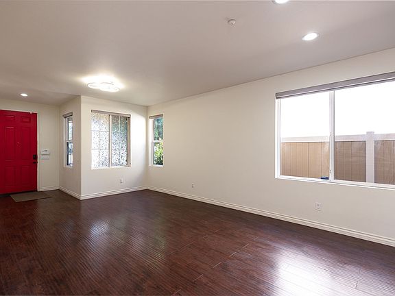 2nd image of 778 Entrada Dr