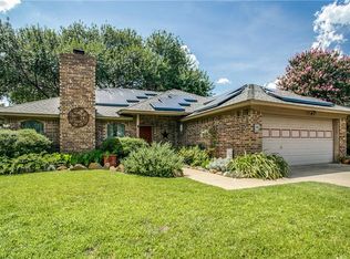 4000 Twin Creek Dr, Arlington, TX 76015