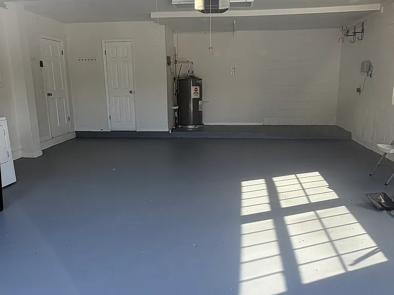 205 E Sweetwater Creek Dr — Photo 6