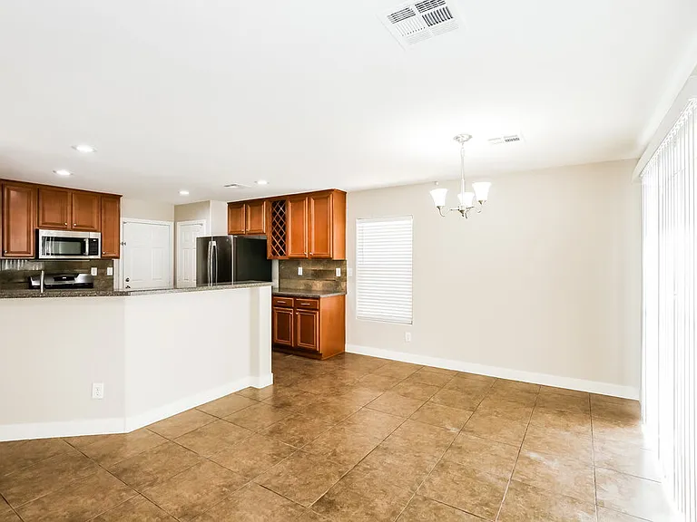 25 Copper Pine Ave — Photo 7