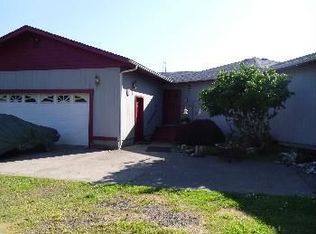 208 Scholfield Ridge Rd, Reedsport, OR 97467