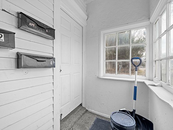 2nd image of 490 N Water Ave APT 4