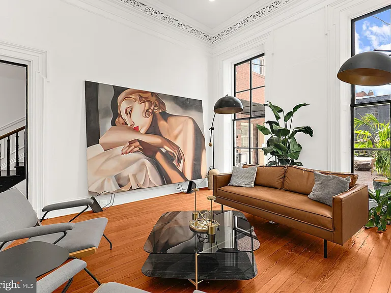 2220 N Charles St #5 — Photo 16