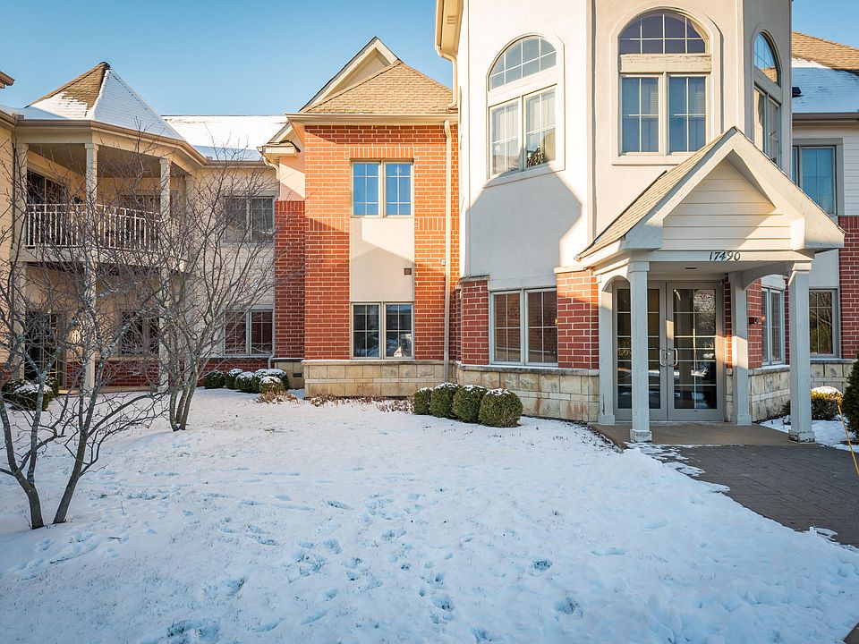 1st image of 17490 Crest Hill Dr