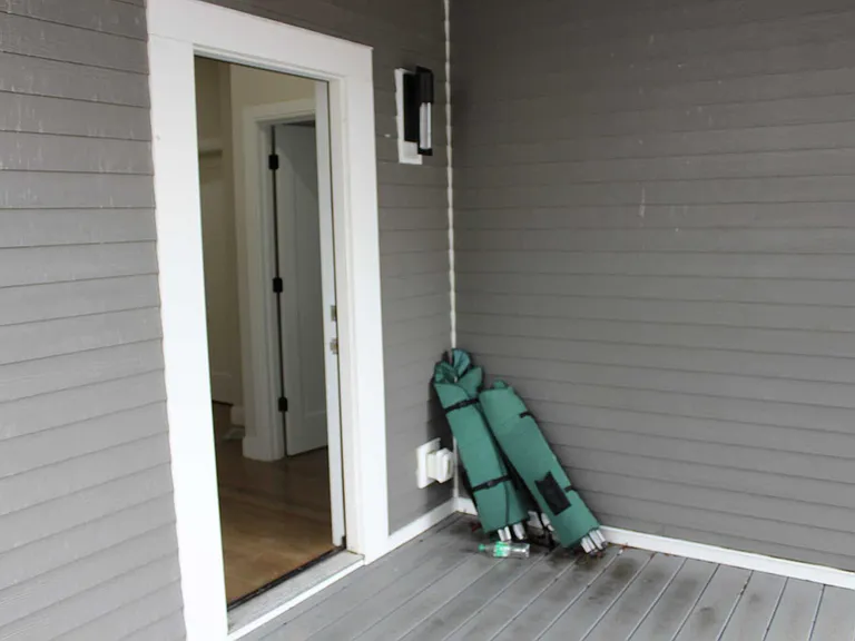 Foster St — Photo 14