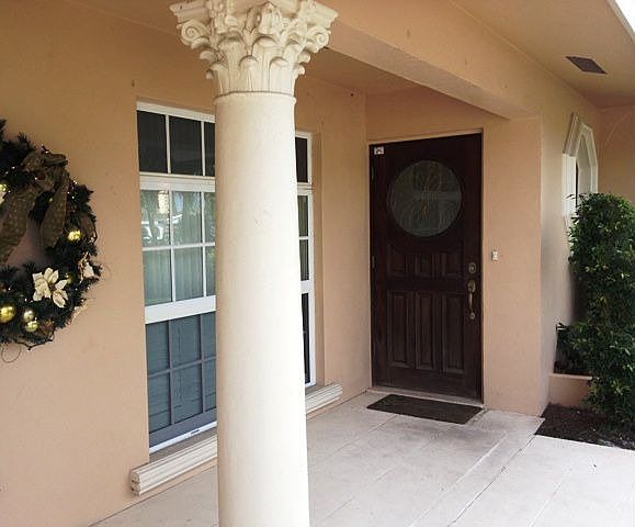 Large Covered Porch