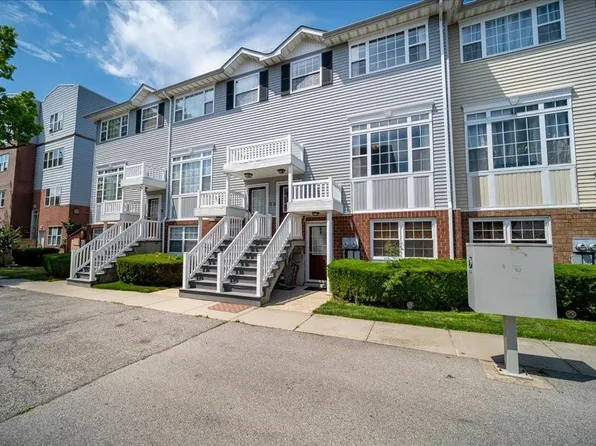 339 Admiral Lane #238, Bronx, NY 10473