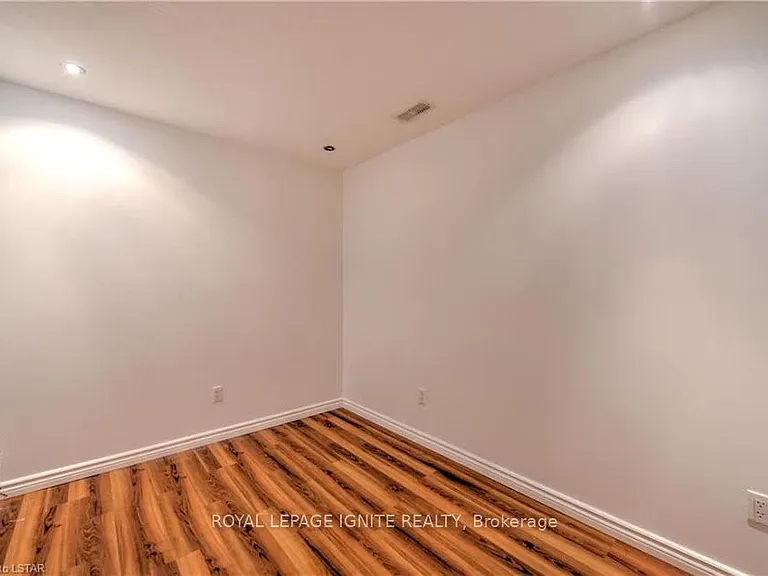 3320 Meadowgate Blvd #240 — Photo 21