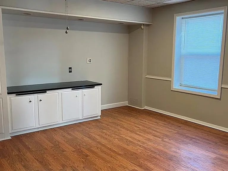 3512 Dodge St — Photo 1
