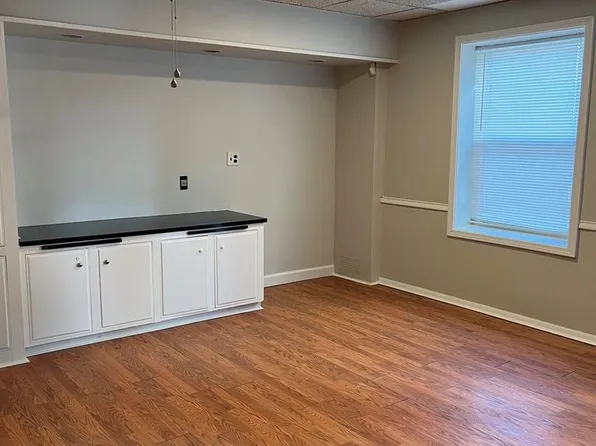 3512 Dodge Street, 3512 Dodge St #100, Omaha, NE 68131