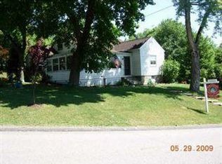151 Cherrington Dr, Pittsburgh, PA 15237