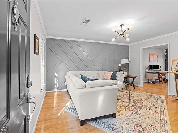 5th image of 1101 Collier Rd NW APT T5