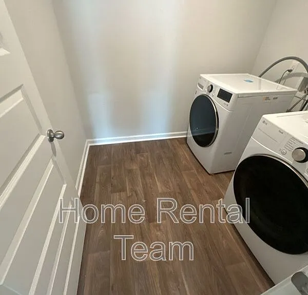 110 Painted Lady Loop — Photo 30
