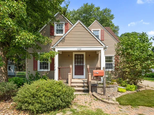 126 Gilkey St, Plainwell, MI 49080