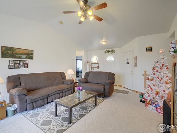 4th image of 4024 Meadows Ave