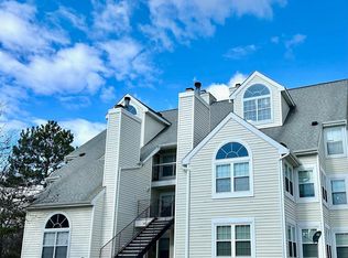 14112 Bowsprit Ln APT 901, Laurel, MD 20707