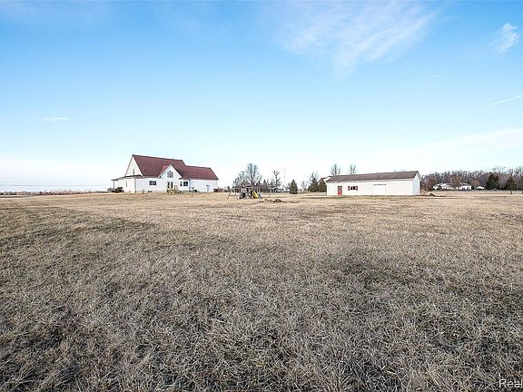 5th image of 2611 Toben Rd