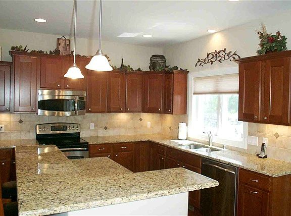 3rd image of 1708 Bellewood Dr