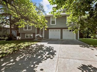 6034 N Bellaire Ave, Kansas City, MO 64119