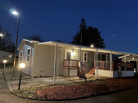 2nd image of 18485 SW Pacific Dr Unit 112