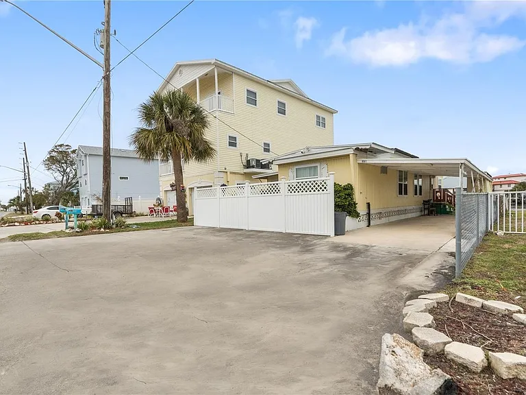 6501 Clark St — Photo 5