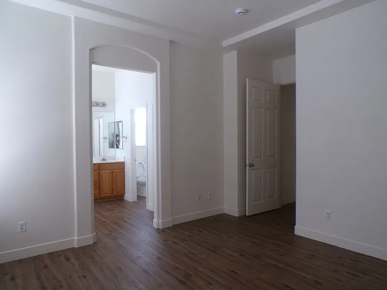 3308 Chandon Dr — Photo 8