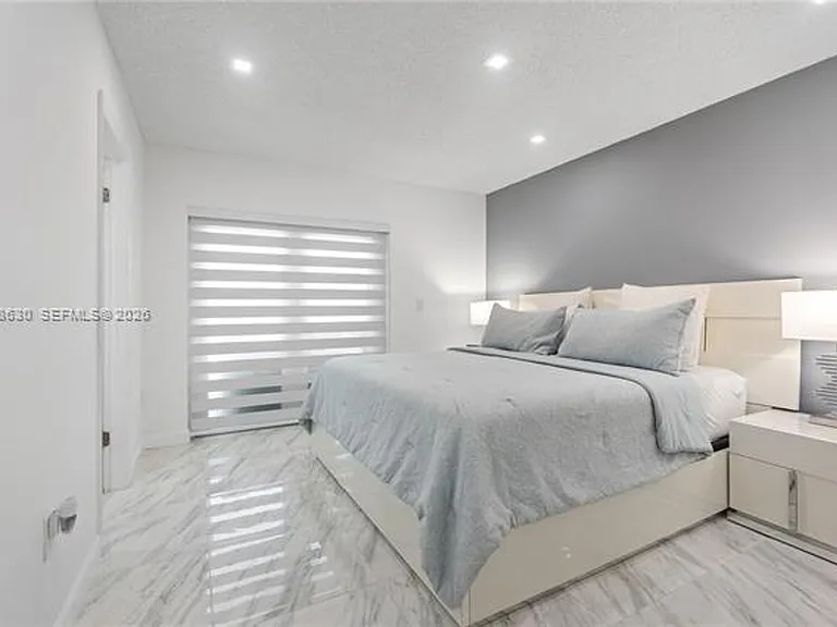 8842 SW 215th Ln #0 — Photo 32