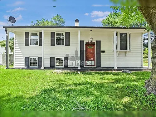 3202 Macarthur Ln Photo 1