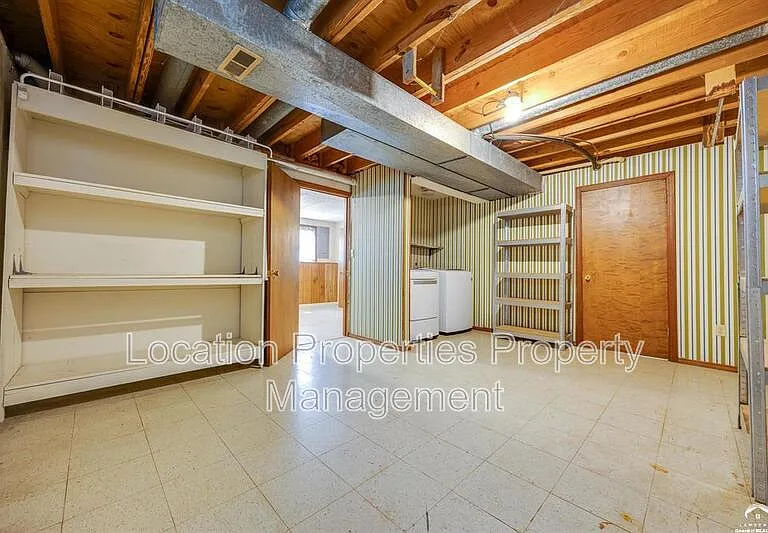 3421 W 10th Pl — Photo 15