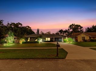 753 Juniper Pl, Wellington, FL 33414