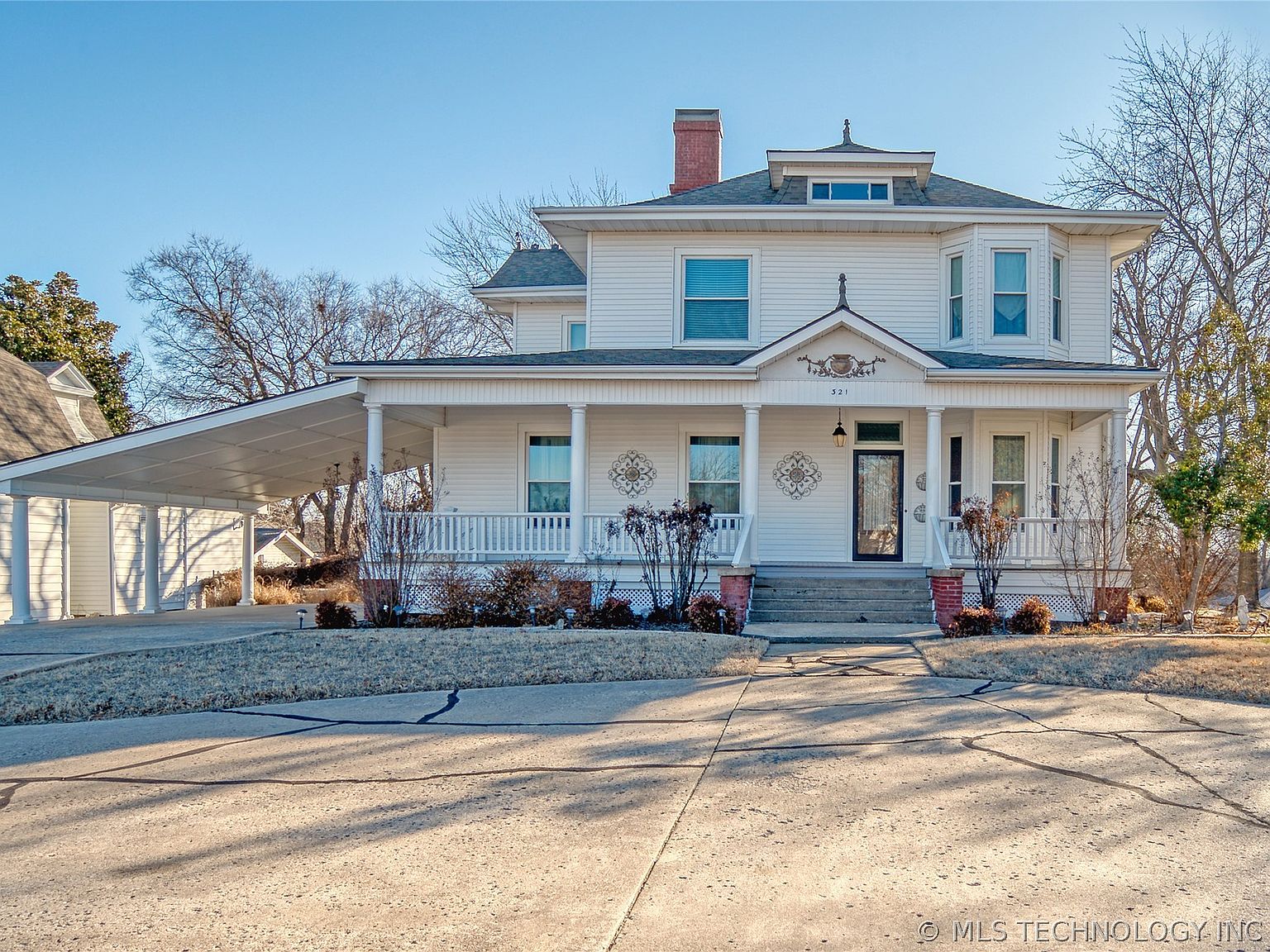 321 W Cherokee Ave, Nowata, OK 74048 Zillow