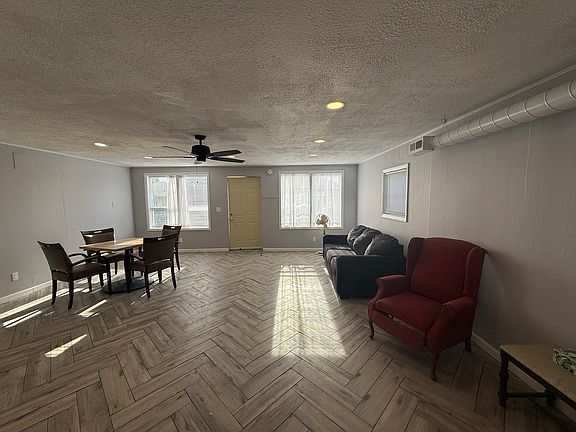 2nd image of 5119 S 46th Ave