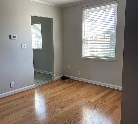2nd image of 3611 S Taylor St APT B2