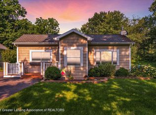2296 Gilbert Rd, Lansing, MI 48911