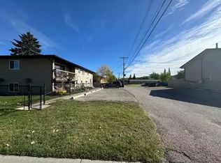 4351 73rd St NW #6, Calgary, AB T3B2M2