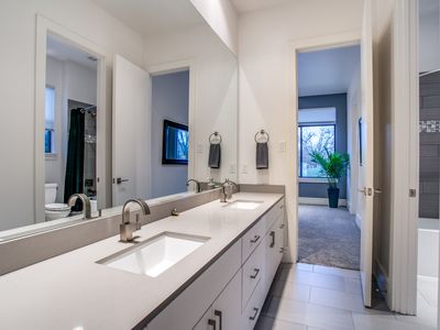 6175 Llano Ave, Dallas, TX, 75214