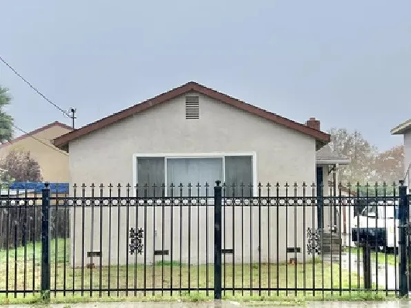 9719 Holly St, Oakland, CA 94603