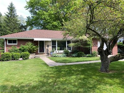 621 Glenwood St, Elyria, OH, 44035