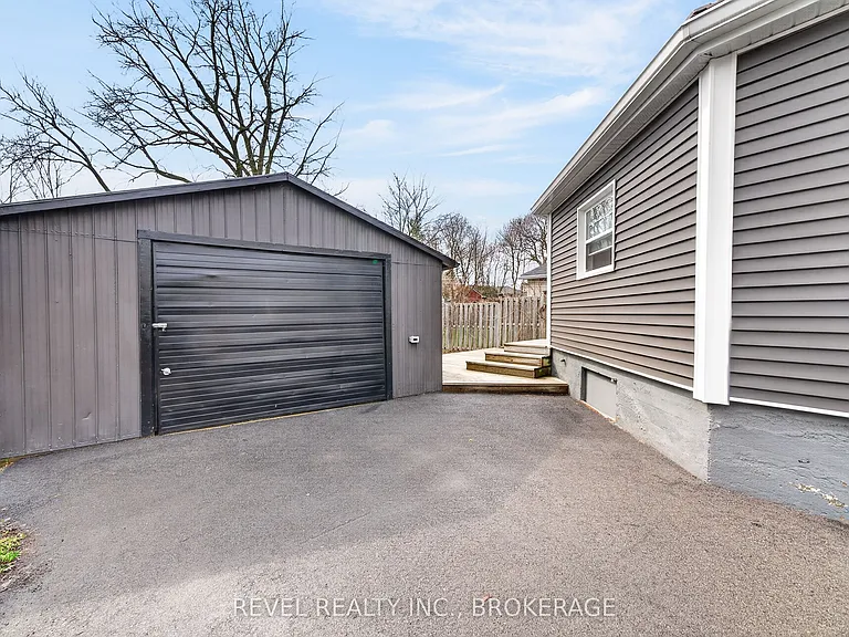 38 Bennett St — Photo 5
