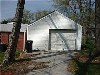 2nd image of 9437 North Ave