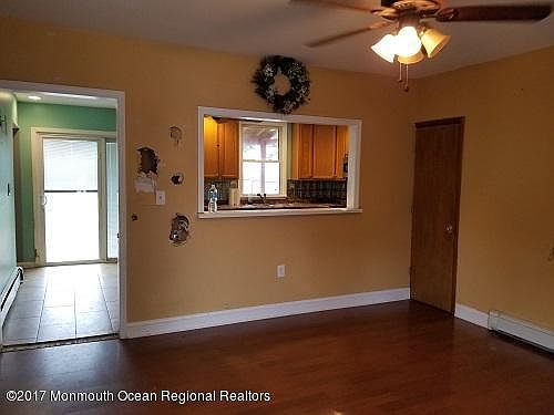 2nd image of 35 Kearney St