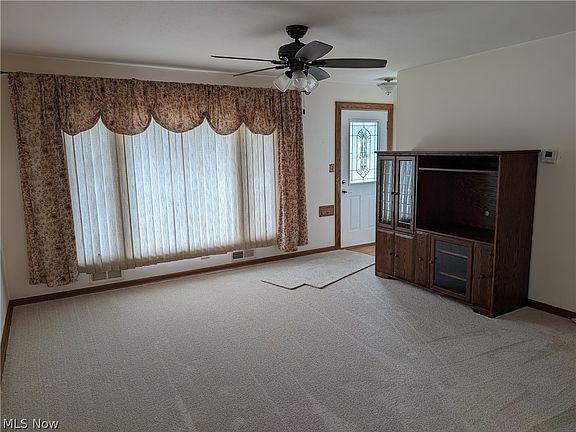 4th image of 7270 Nobb Hill Dr