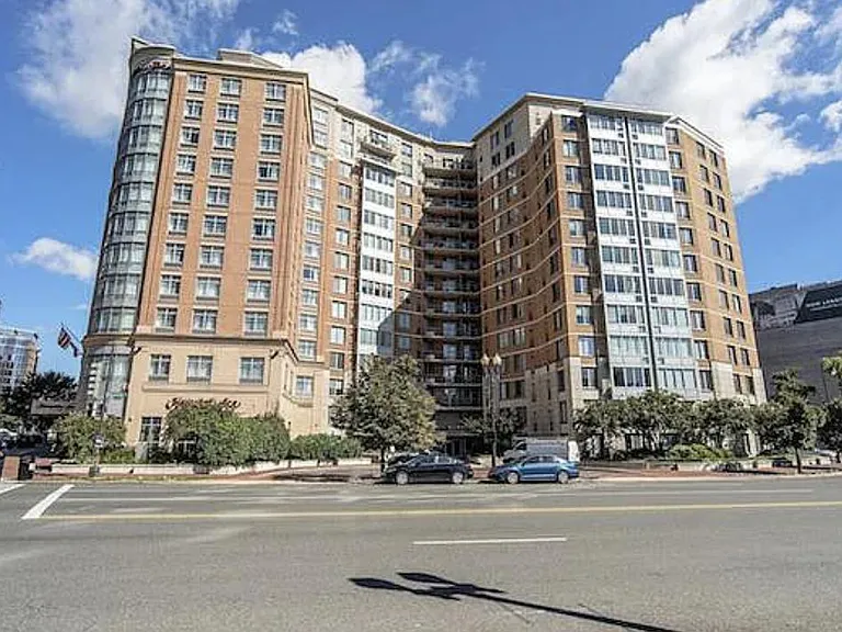 555 Massachusetts Ave NW #1006 — Photo 18
